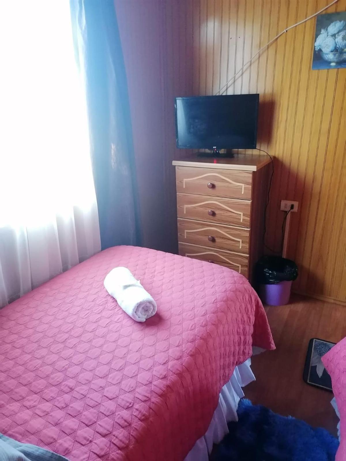 Hospedaje Familiar Dona Juanita بويرتو مونت المظهر الخارجي الصورة